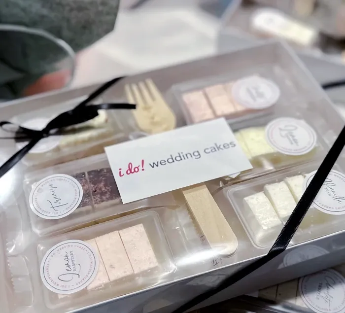 wedding cake flavours sample tasting box